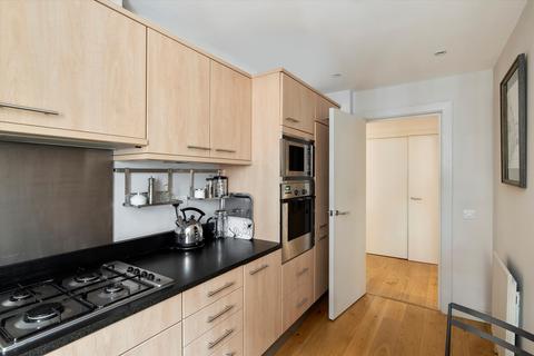 Flat 1, 67 - 69 Drayton Gardens, London, SW10 9QZ