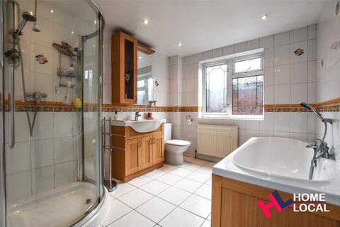 2 Ash Road, Benfleet, SS7 2BA