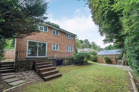 9 Priory Copse, Peppard Common, Henley-on-thames, RG9 5LH