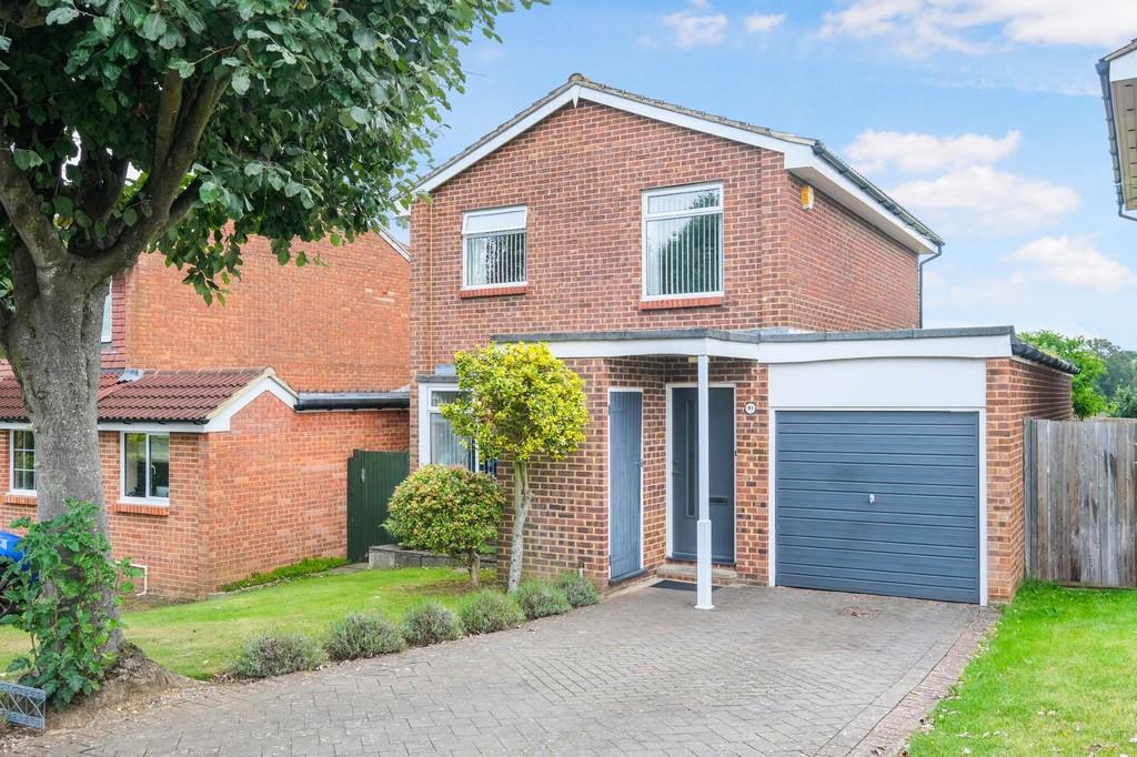 Stapleton Road, Orpington 3 bed detached house £550,000