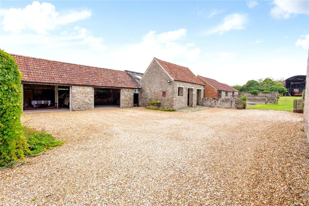 Gravelled Yard