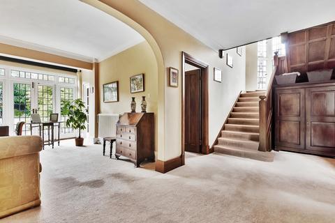 Oakgrove Beech Drive, Kingswood, Tadworth, KT20 6PS