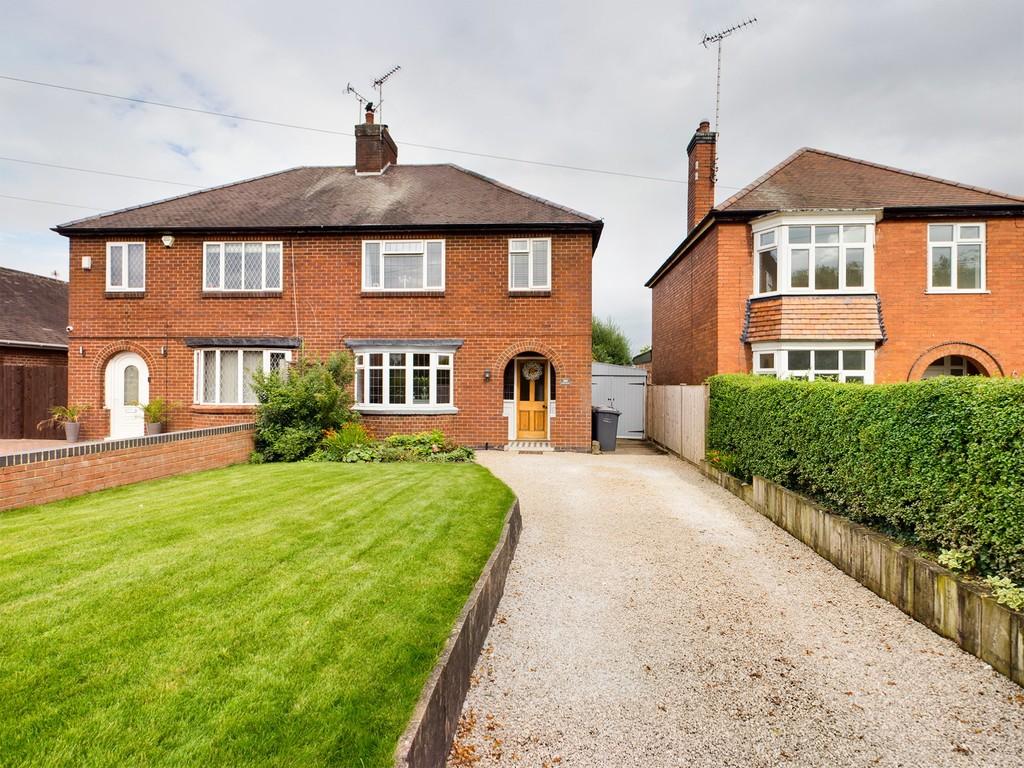 Tutbury Road, BurtononTrent 3 bed semidetached house £282,500