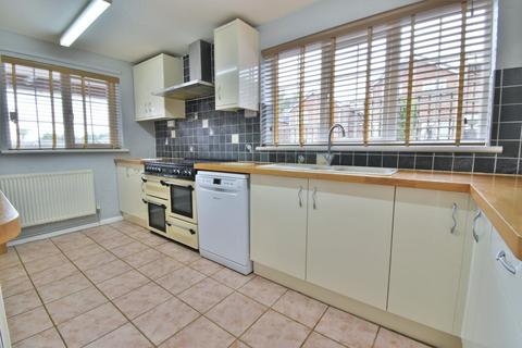 4 bedroom detached house for sale - Mayfield Road, Burton-on-Trent, Staffordshire