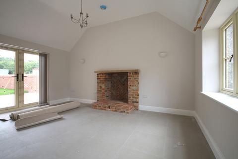 undefined, Strattons Place, Blakeney NR25