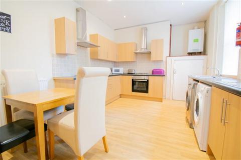 10 bedroom terraced house to rent, Portland Terrace, Newcastle Upon Tyne