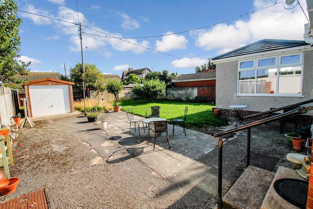 Roland Avenue, Kinmel Bay 3 bed detached bungalow £215,000