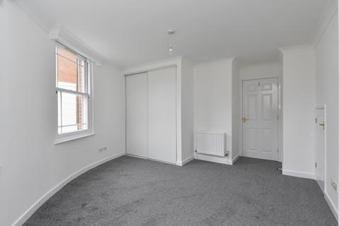 2 bedroom terraced house to rent, Orient Place, Canterbury