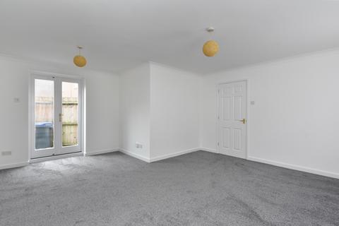 2 bedroom flat to rent, Orient Place, Canterbury