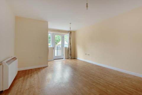 Flat 1, Priestley Court Princes Gate, High Wycombe, HP13 7WZ