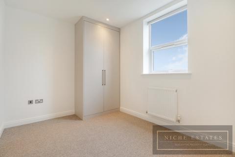 1 bedroom apartment to rent, Nether street, Finchley central, London, N3 - COMMUNAL GARDENS