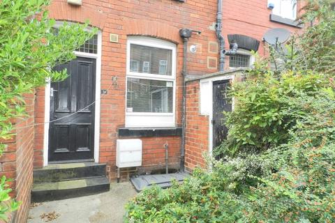 14 School View, Leeds, LS6 1EN