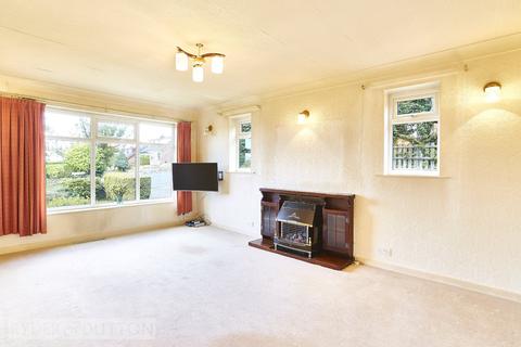 22 Ash Grove, Springhead, Oldham, OL4 4RP