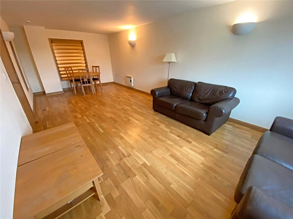 Stonegate House, Stone Street, Bradford, West Yorkshire, BD1 2 bed apartment £75,000
