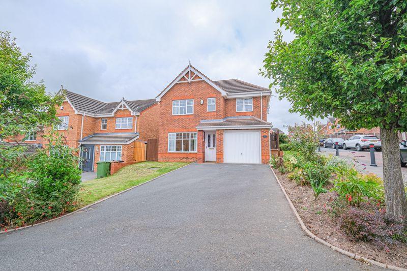 Blue Cedar Drive, Streetly, Sutton... 3 bed detached house £425,000