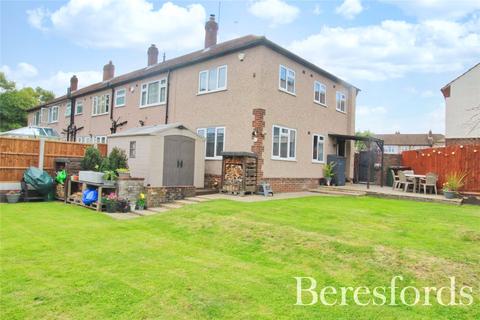 19 Kennet Close, Upminster, RM14 1ST