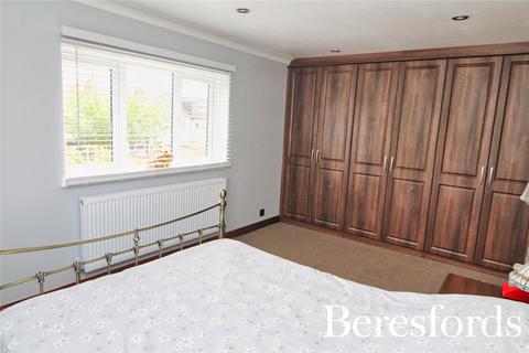 19 Kennet Close, Upminster, RM14 1ST