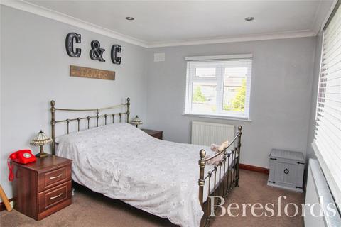 19 Kennet Close, Upminster, RM14 1ST