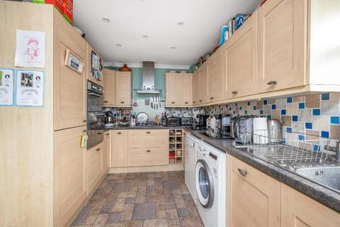 36 Ryarsh Crescent, Orpington, BR6 9SQ