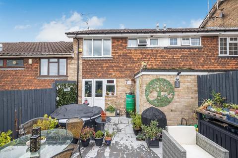 36 Ryarsh Crescent, Orpington, BR6 9SQ