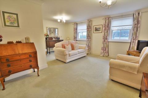3 bedroom apartment for sale - Chesterton House, Cirencester, Gloucestershire