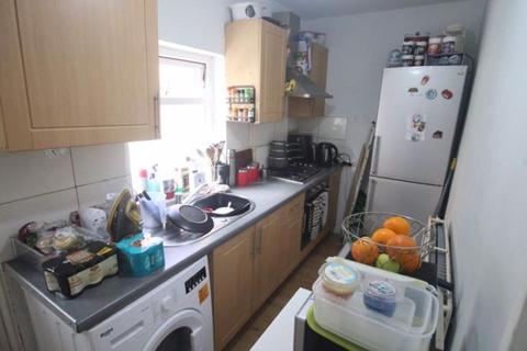 32 Compton Street, Bradford, BD4 9NE