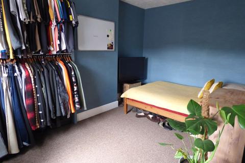 54 Clegram Road, Gloucester, GL1 5QA