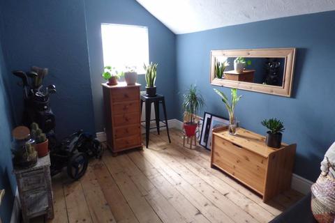 54 Clegram Road, Gloucester, GL1 5QA