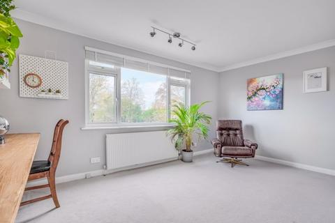 61 Boundary Way, Croydon, CR0 5AU