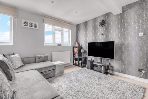14c The Chase, Wallington, SM6 8LY