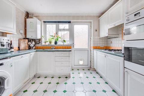 28 Mariette Way, Wallington, SM6 9NL