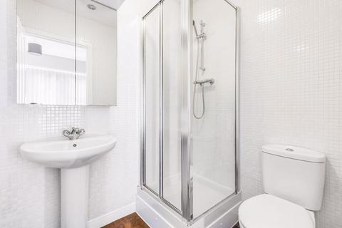 14 Hanno Close, Wallington, SM6 9BZ