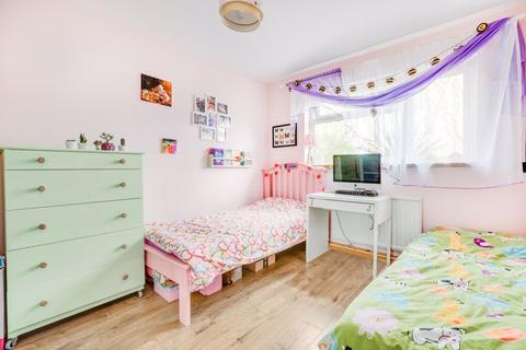 45 Sunkist Way, Wallington, SM6 9LQ