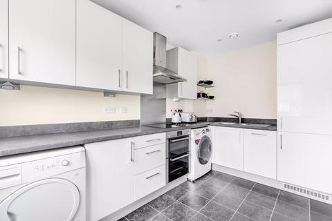 5 Redwood Drive, Epsom, KT19 8FL