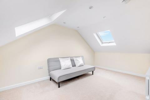 5 Redwood Drive, Epsom, KT19 8FL