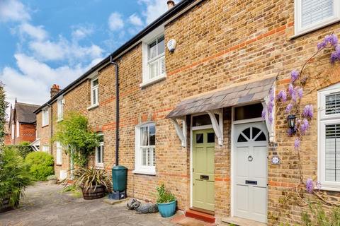 46 Mostyn Road, London, SW19 3LN