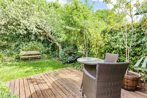 46 Mostyn Road, London, SW19 3LN