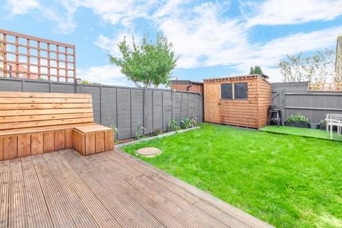 9 Godwin Close, Epsom, KT19 9LD