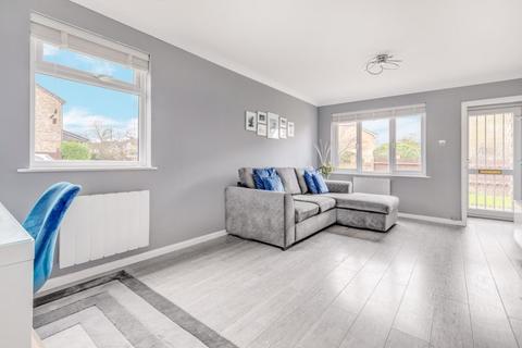 9 Godwin Close, Epsom, KT19 9LD