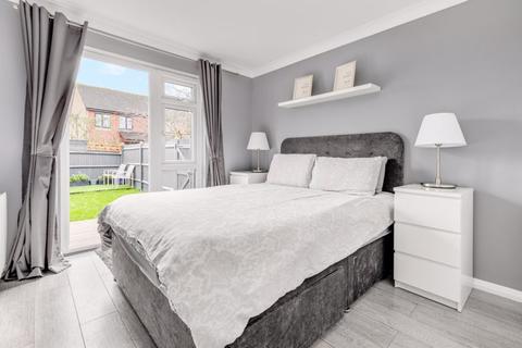 9 Godwin Close, Epsom, KT19 9LD