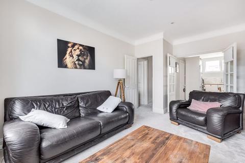 69a Ridgway, London, SW19 4SS
