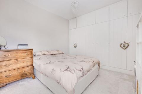 69a Ridgway, London, SW19 4SS