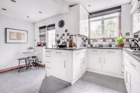 19 Ruston Avenue, Surbiton, KT5 9HW