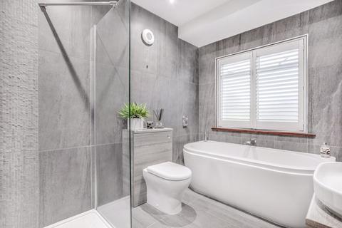 19 Ruston Avenue, Surbiton, KT5 9HW