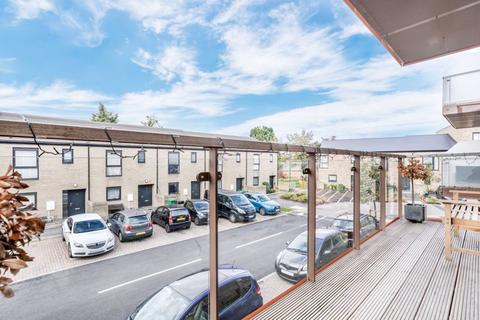 120 Ferndale Crescent, Carshalton, SM5 2FN