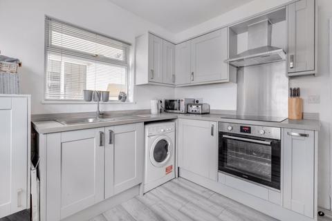 37 Cressingham Grove, Sutton, SM1 4EN