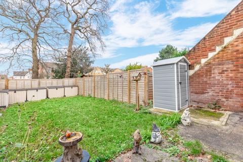 37 Cressingham Grove, Sutton, SM1 4EN