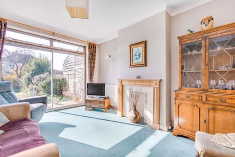 4 Elm Close, Surbiton, KT5 9NA