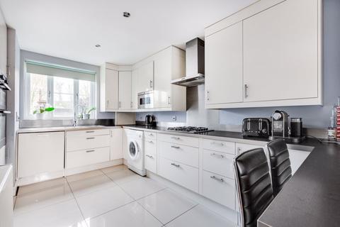 23 Kingswood Drive, Sutton, SM2 5NB