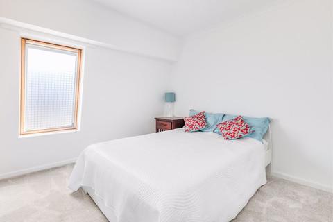 156 All Saints Road, London, SW19 1BZ